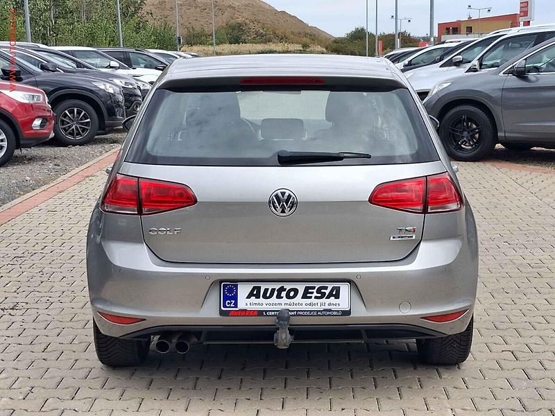 Volkswagen Golf (2015) 1.4 TSi, Comfortline, TZ - fotka 5 z 16