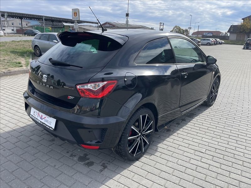 Seat Ibiza 1,4 TSI FR 135kw Automat DPH - fotka 36 z 38