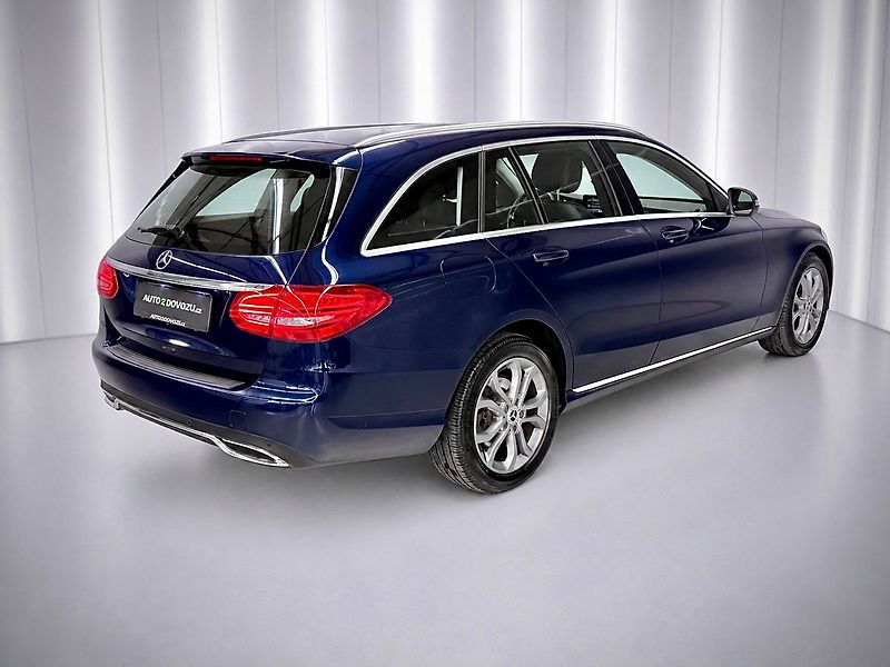Mercedes-Benz Třídy C 4MATIC AVANTGARDE, LED, TEMPOM - fotka 6 z 25