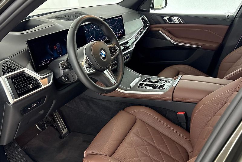 BMW X5 xDrive30d - fotka 6 z 26