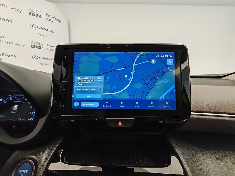 Toyota Yaris Cross 1.5 Hybrid - fotka 29 z 37