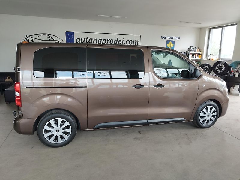 Citroën SpaceTourer (2017) 2,0HDI,130KW,AUTOMAT,9MÍST,TAŽ - fotka 4 z 35