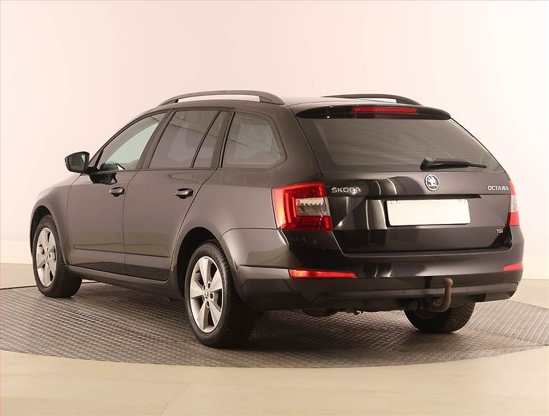 Škoda Octavia (2013) 1.4 TSI, Serv.kniha, Kůže - fotka 4 z 21
