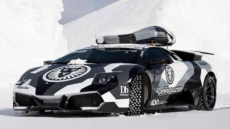 Jon Olsson a jeho hračky.