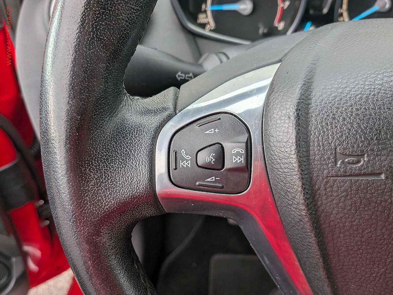 Ford Fiesta (2014) 1.0 EB, autoAC - fotka 13 z 15