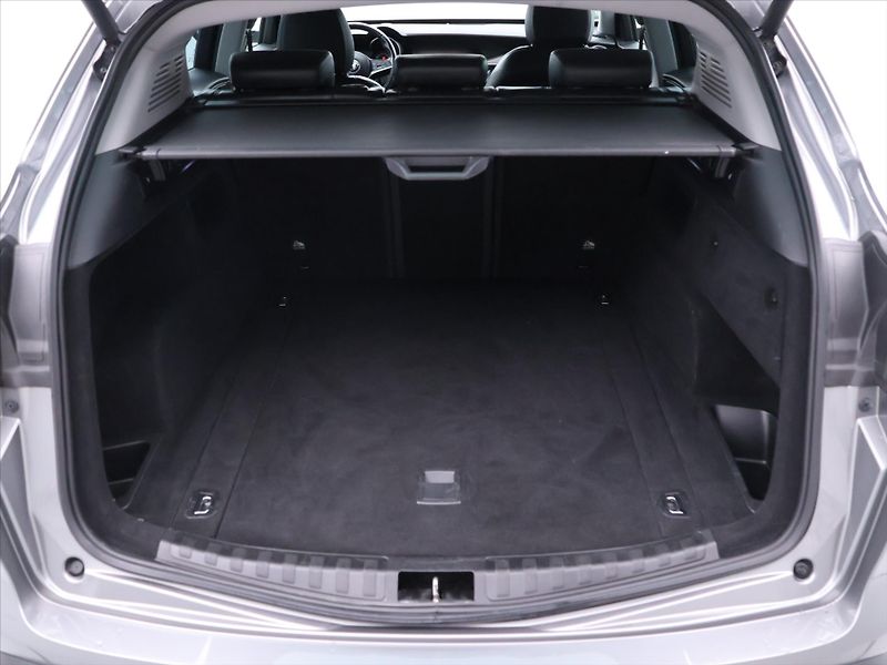 Alfa Romeo Stelvio 2,0 TBi 148kW Aut. Q4 Super - fotka 10 z 32