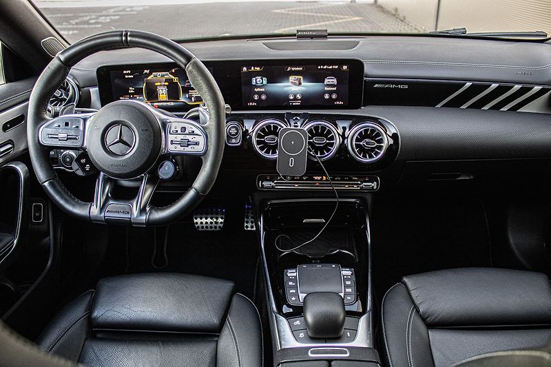 Mercedes-Benz CLA - fotka 42 z 47