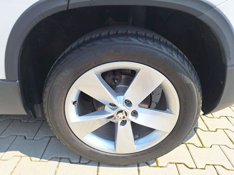 Škoda Karoq (2019) 2.0 TDI / 110 kW / 6MP / STYLE - fotka 33 z 35
