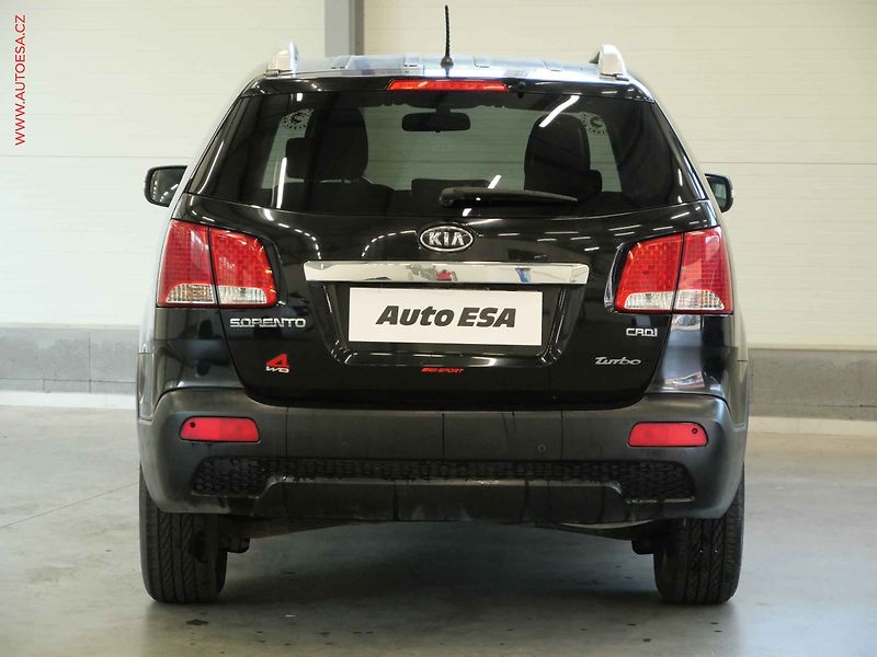 Kia Sorento (2010) 2.2CRDi 4x4, AC, temp - fotka 5 z 18