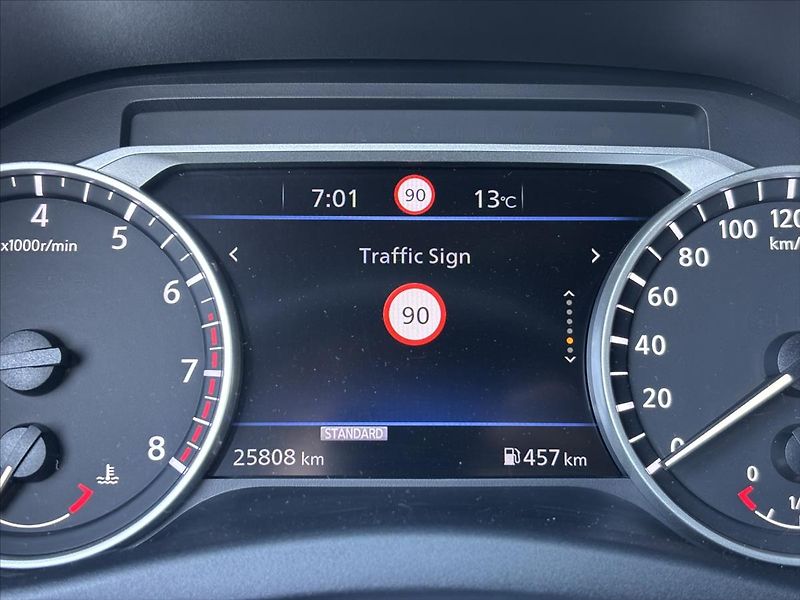 Nissan Juke 1,0 DIG-T Tekna ZÁRUKA CARPLAY - fotka 44 z 45