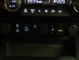 Toyota Hilux (2023) 2.8 D-4D - náhled 12