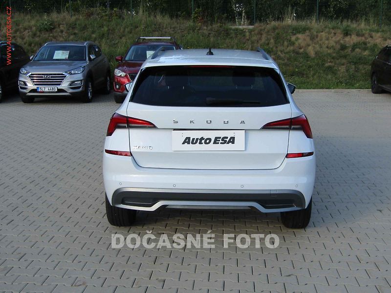 Škoda Kamiq (2021) 1.0TSi, ČR - fotka 5 z 18
