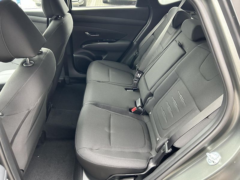 Hyundai Tucson 26 1,6 T-GDI DCT GO CZECH PLUS - fotka 9 z 32