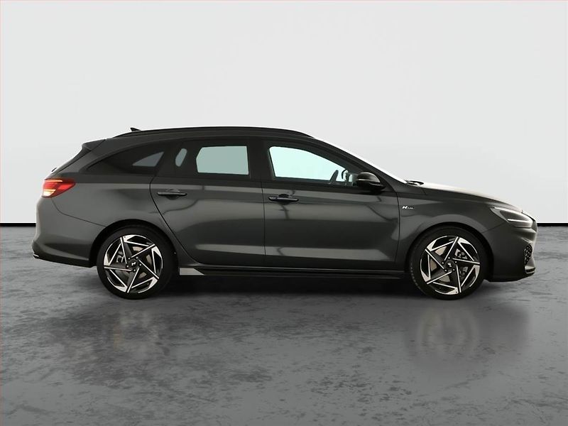 Hyundai i30 (2025) N-Line 1.5 T-GDI MHEV 48V - fotka 6 z 16