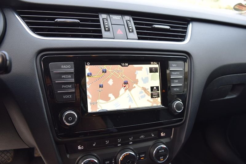 Škoda Octavia (2017) 1.4TSI 110kw AMBITION JOY XENO - fotka 25 z 49
