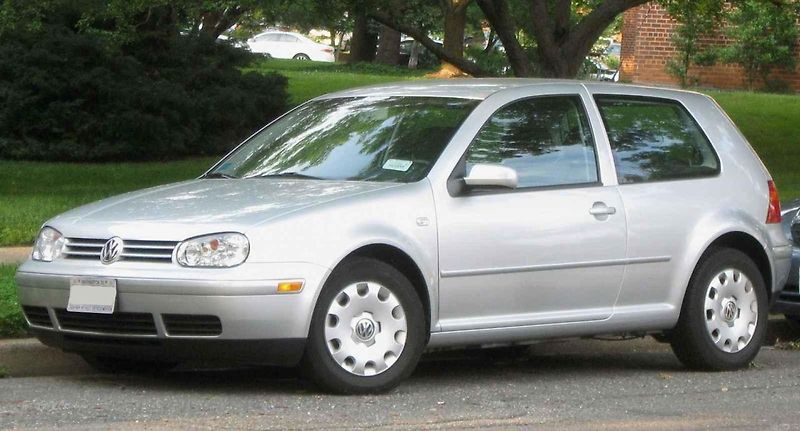 Volkswagen Golf Variant.