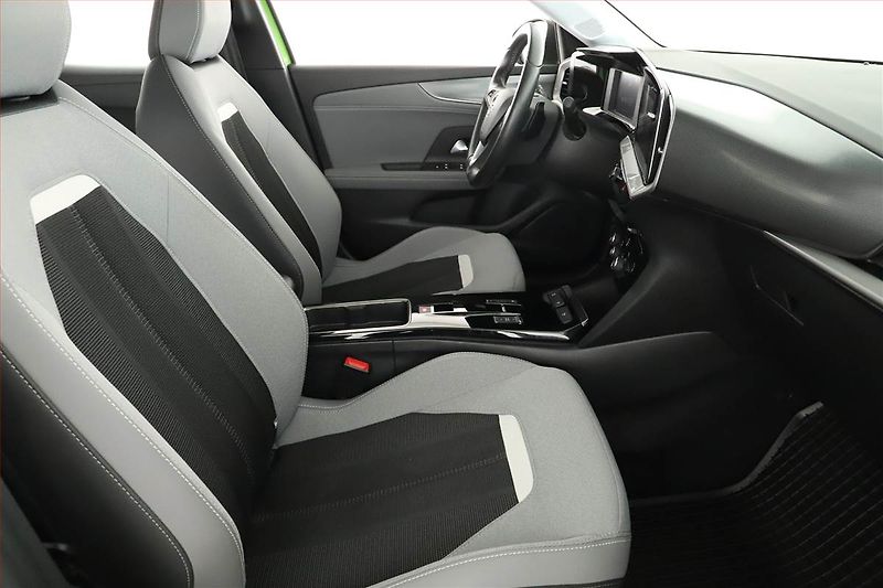 Opel Mokka (2024) Elegance 1.2 Turbo - fotka 7 z 16