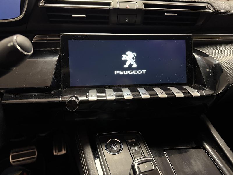Peugeot 508 (2022) GT PLUG IN HYBRID 165KW e-EAT8 - fotka 36 z 44