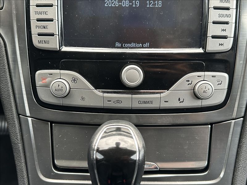 Ford Mondeo 2,3 160PS  Titanium A/T - fotka 26 z 46