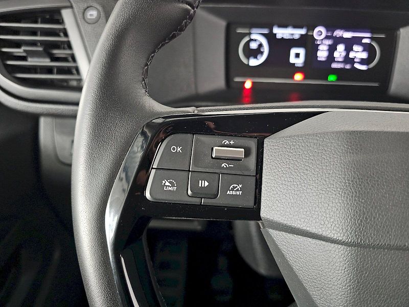 Toyota ProAce Verso (2025) 2.0D 106kW COMBI L2 8S - fotka 9 z 26