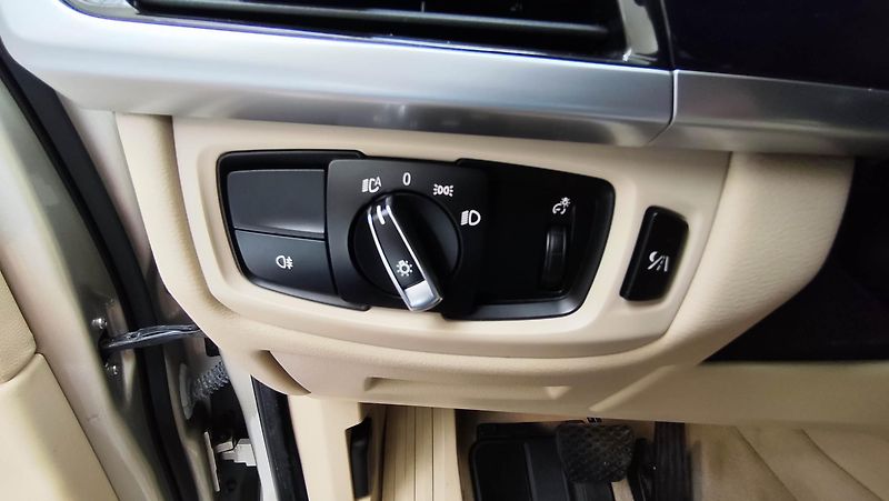 BMW X5 (2014) - fotka 45 z 63