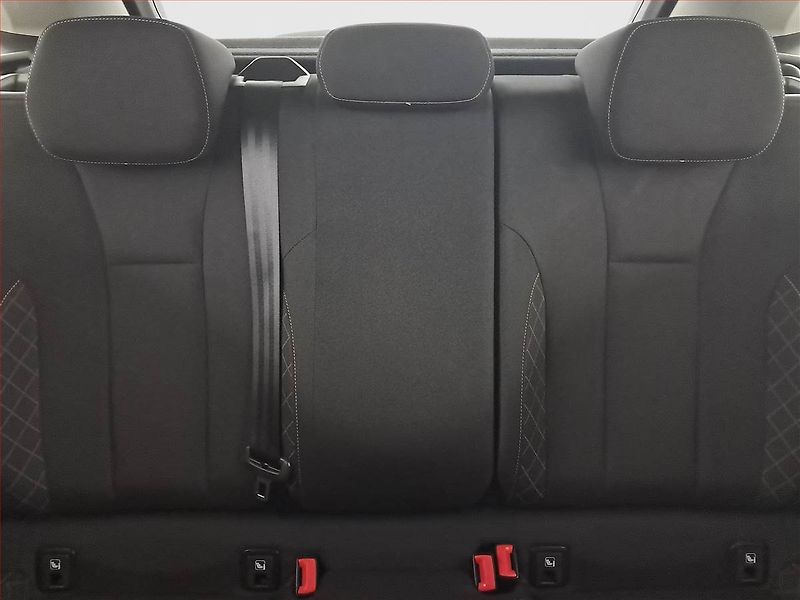 Škoda Scala (2020) Ambition 1.0 TSI, ČR,1.maj - fotka 10 z 18