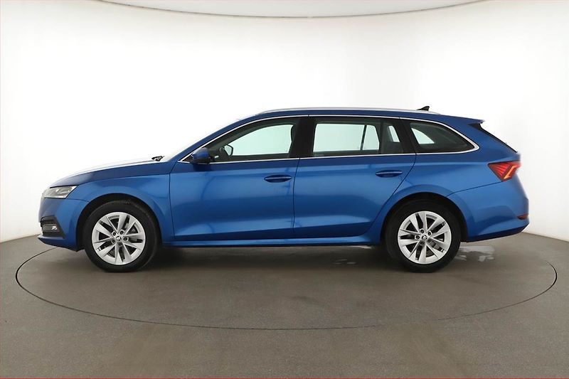 Škoda Octavia (2021) Style 2.0 TDI, Automat, ČR - fotka 3 z 21