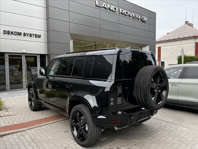 Land Rover Defender (2026) 3,0 110 X-Dynamic SE D250 AWD - fotka 5 z 18