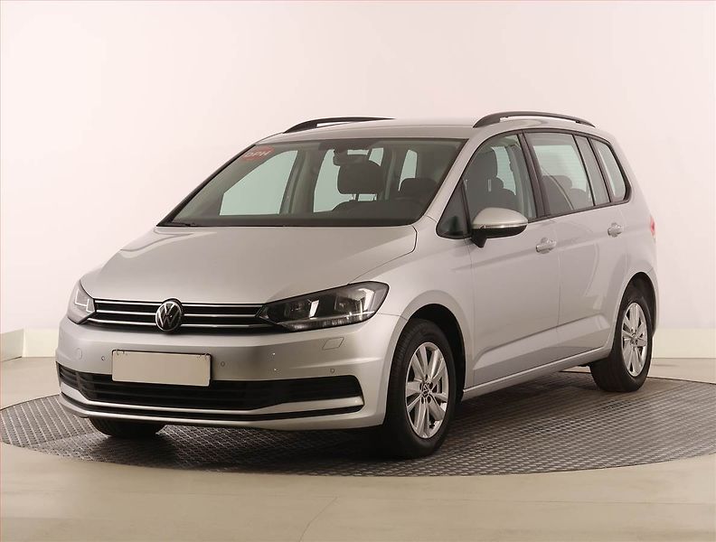 Volkswagen Touran (2022) Comfortline 2.0 TDI - fotka 2 z 20