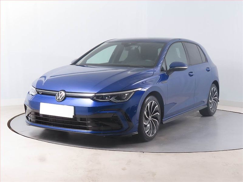 Volkswagen Golf (2023) R-Line 1.5 TSI - fotka 2 z 14
