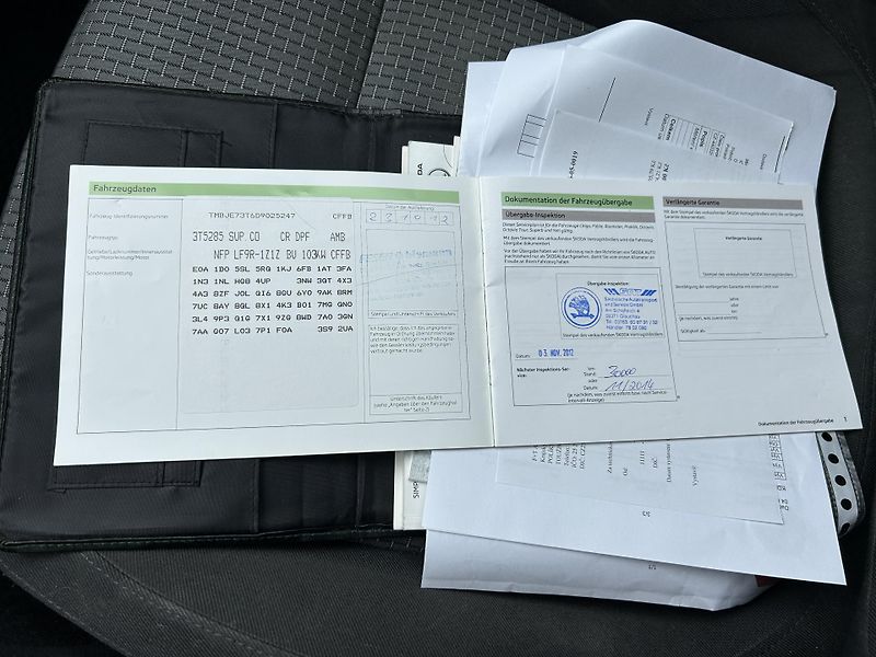 Škoda Superb (2012) 2.0 TDi 103 KW  - fotka 24 z 28