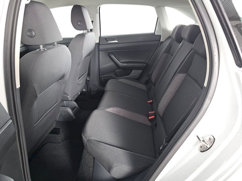 Volkswagen Taigo (2023) 1.0 TSI 70kW LIFE Plus - fotka 7 z 29