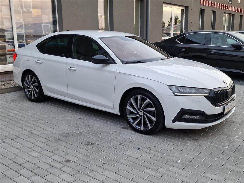 Škoda Octavia 2.0 TDI DSG Style Sport,1.Maj - fotka 2 z 49