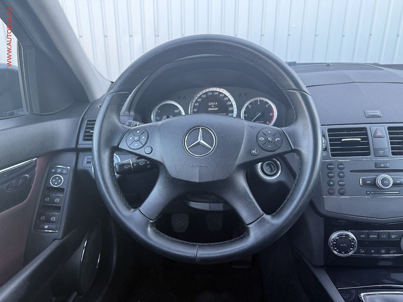 Mercedes-Benz Třídy C (2009) 2.2. CDi C 200 CDi, AC - fotka 12 z 17