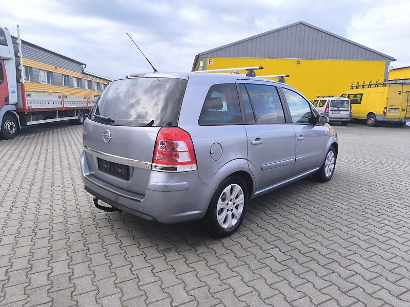 Opel Zafira (2008) 1.8  7MÍST,DOLOŽENÉ KM,SERVIS - fotka 5 z 36