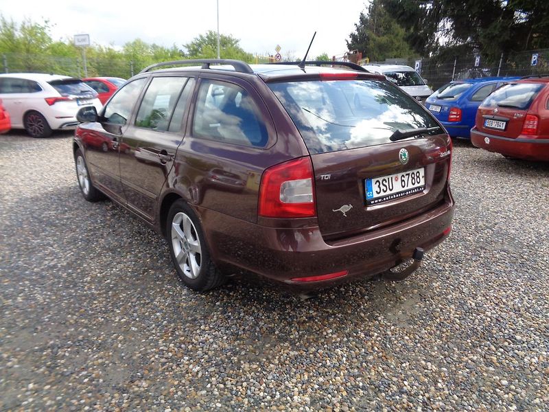 Škoda Octavia 1,6 TDI - fotka 4 z 17