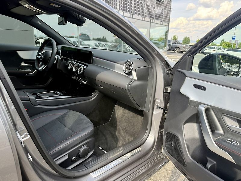 Mercedes-Benz Třídy A (2026) 200 - fotka 30 z 39