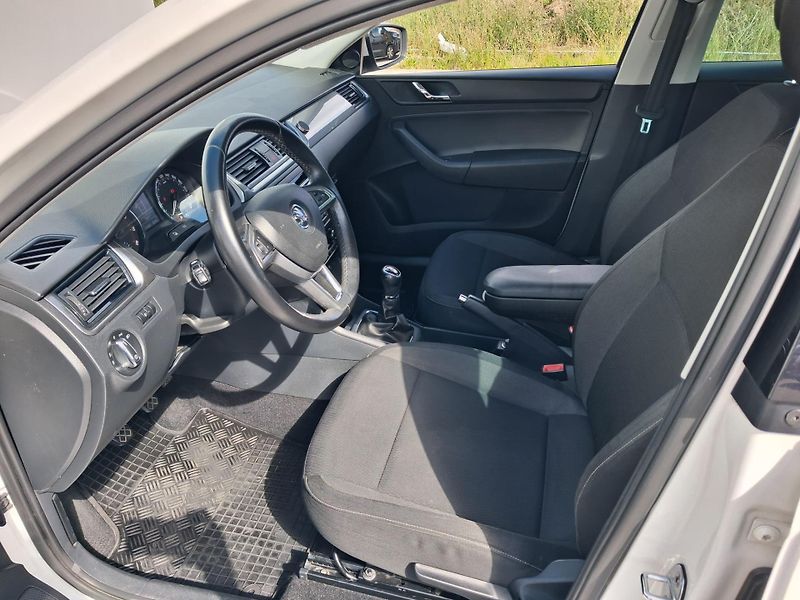 Škoda Rapid 1.2 TSI / 63 kW - fotka 10 z 18