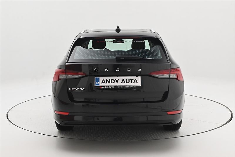 Škoda Octavia 2,0 TDI 110 kW DSG Style Záruk - fotka 6 z 31