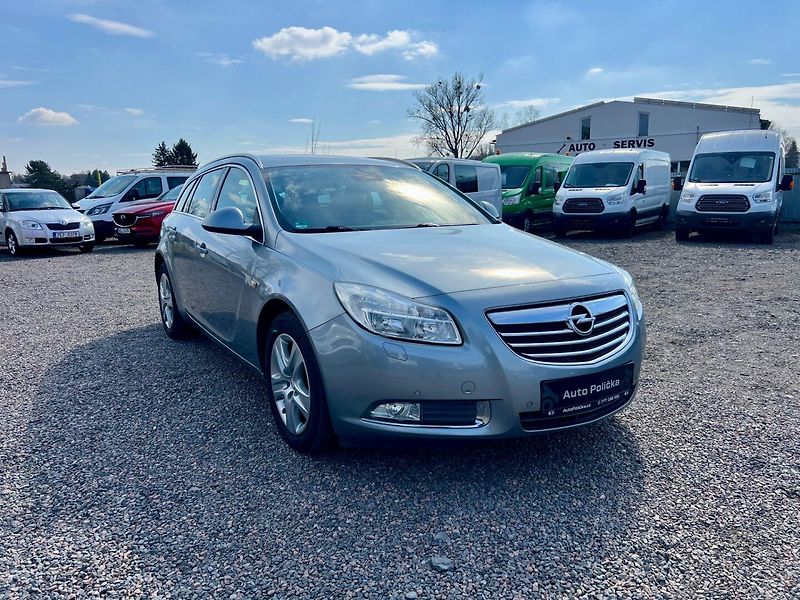 Opel Insignia (2010) 1.8i 103kW Výhřevy,Navi,Servis - fotka 4 z 18
