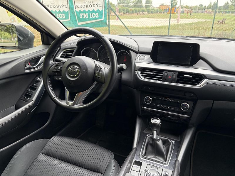 Mazda 6 2.2 D SKYACTIVE 110kw - fotka 25 z 31
