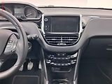 Peugeot 2008 (2018) 1.2 PT, 1.maj,ČR, Active - náhled 12