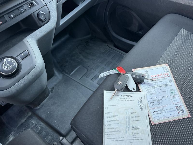 Toyota ProAce 2,0D 130kW automat závěs  - fotka 12 z 16