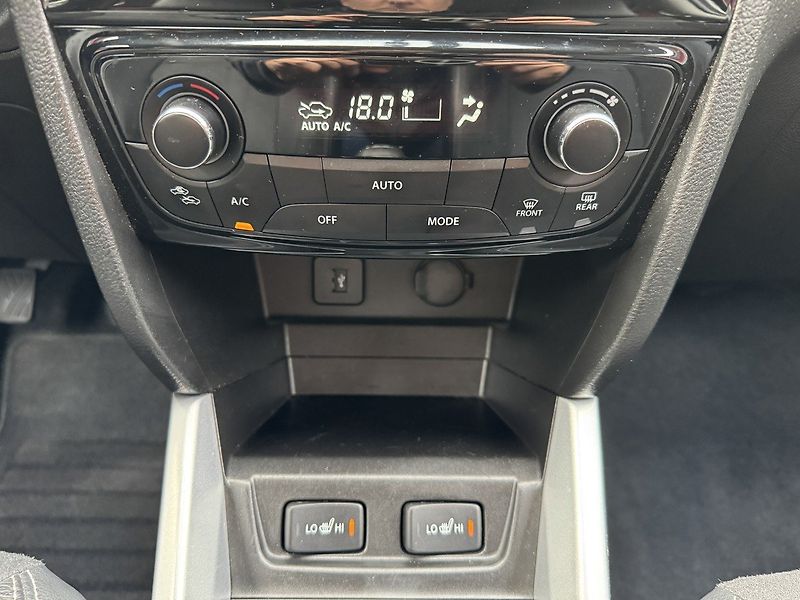 Suzuki Vitara (2017) 1.6i VVT LED Allgrip Kamera - fotka 10 z 50