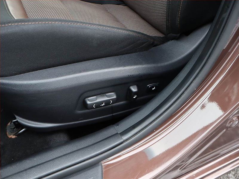 Kia Ceed (2013) 1.6 GDI, ČR,1.maj, Serv.kniha - fotka 19 z 19