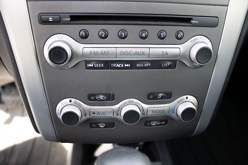 Nissan Murano Bez investic, servisované. - fotka 22 z 47