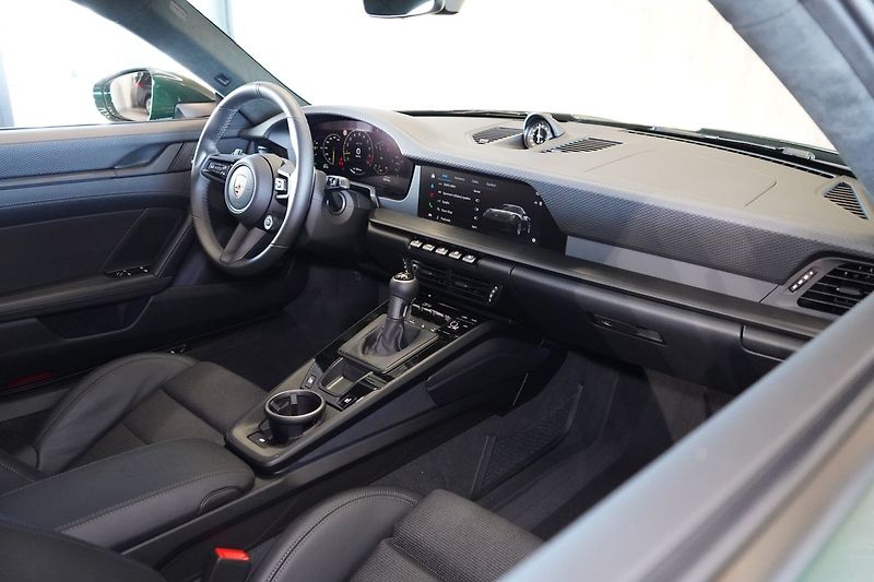 Porsche 911 GT3 Touring,Chrono, Lift, Bose - fotka 50 z 50