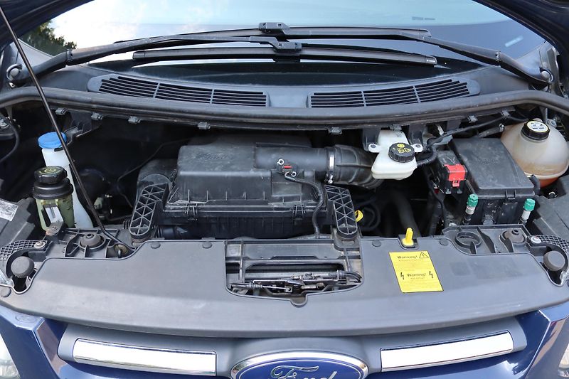 Ford Transit Custom 2.2TDCI 74kW 8 MÍST - fotka 50 z 50