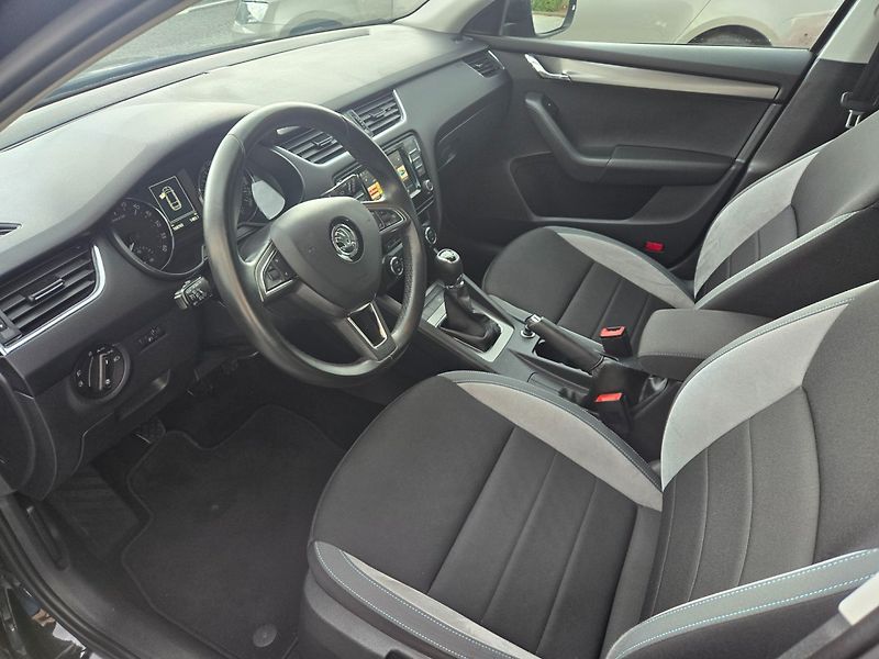 Škoda Octavia (2016) 2.0 TDI JOY Navi,TOP - fotka 8 z 19