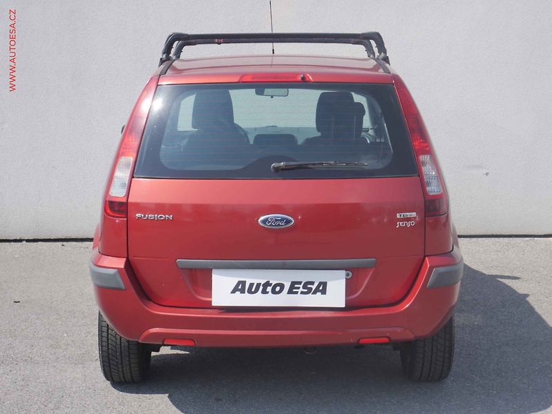 Ford Fusion (2007) 1.4TDCi, AC - fotka 5 z 13